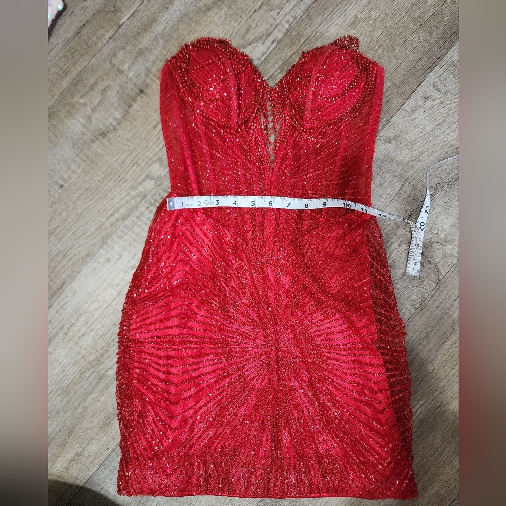 Red Short Beaded Glittery Homecoming Formal Corest Dress Size 2 - Picture 3 of 8